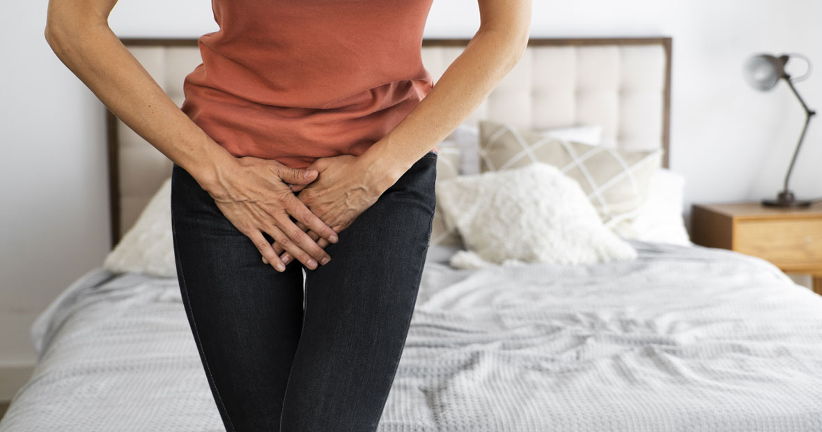 Femme avec des douleurs pelviennes intenses